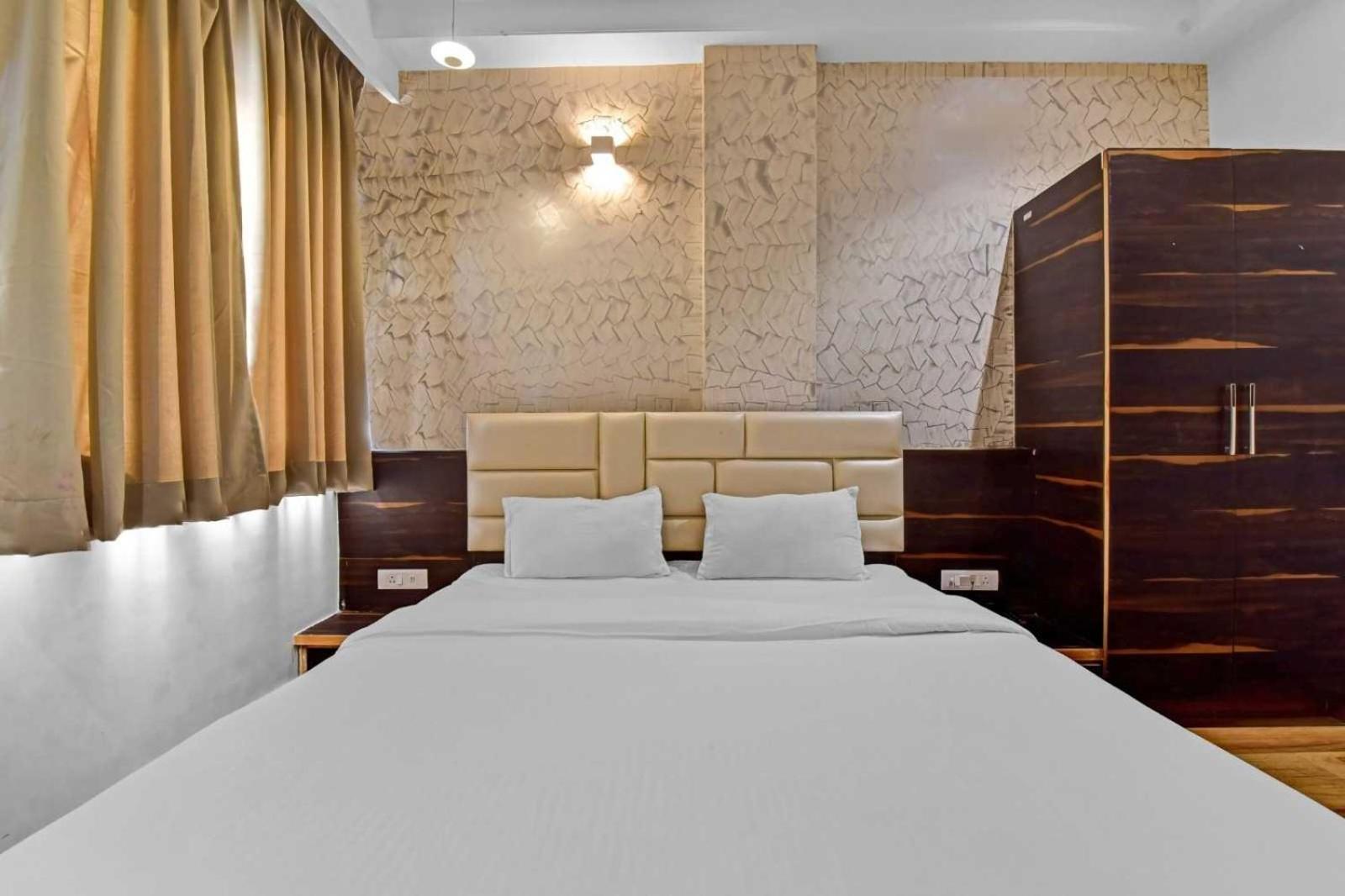 Collection O Hotel Karma Inn ชัยปุระ ภายนอก รูปภาพ